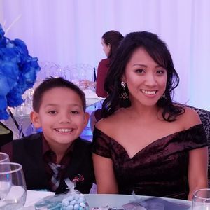 Meet your Posher, Elaine